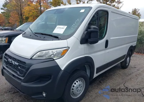 2024 Ram Promaster 3500 Tradesman Low Roof 136 Wb W/Pass Seat из США, поврежденный, VIN 3C6MRVWG4RE154800